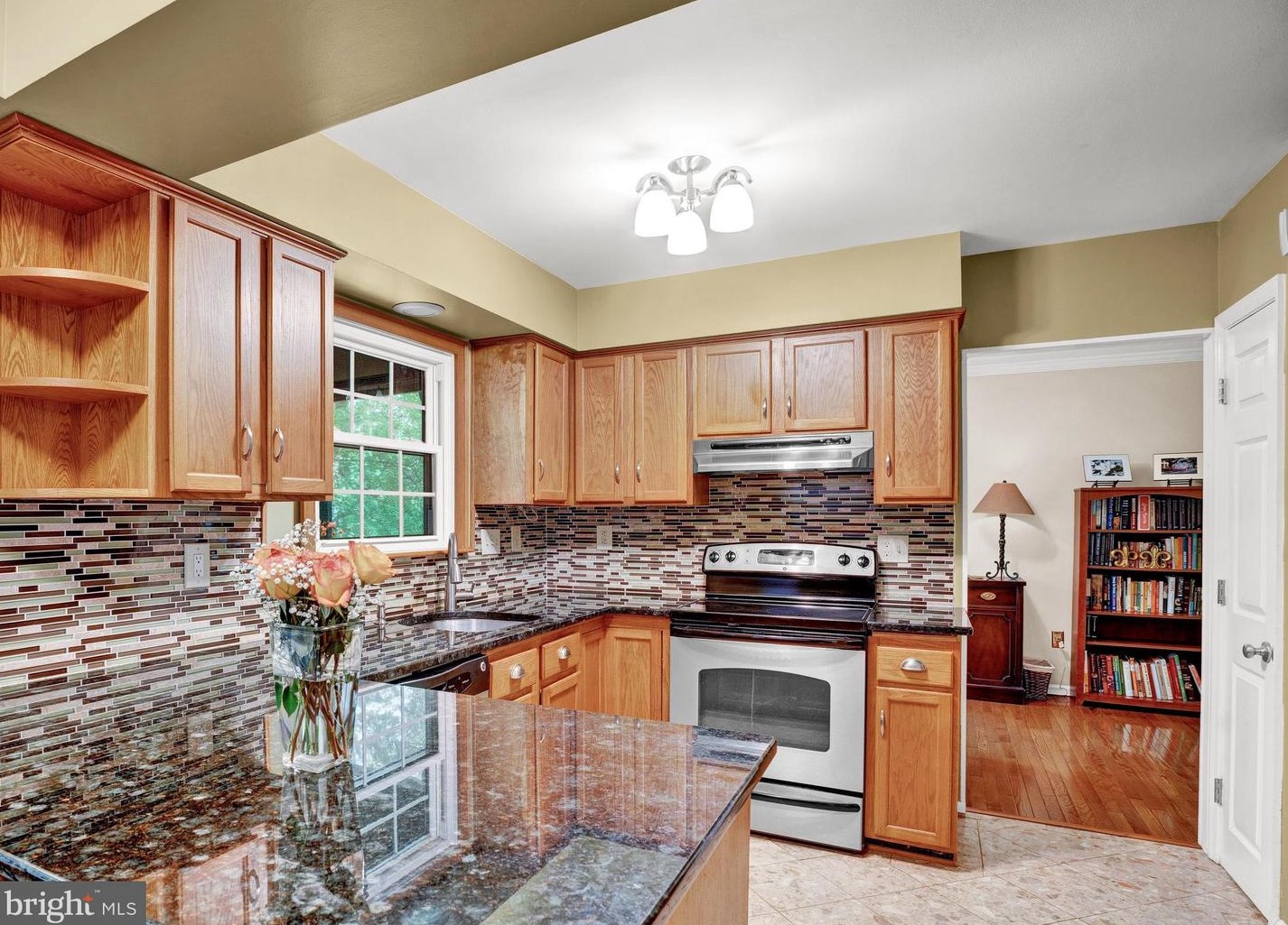 20820 Amber Hill Ct, Germantown, MD 20874-3944