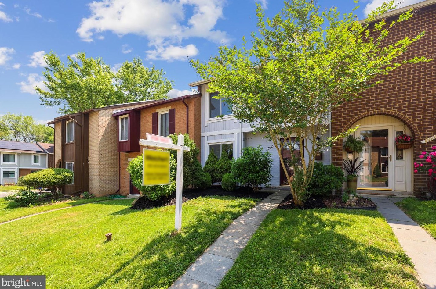 10004 Wedge Way, Gaithersburg, MD 20886-1351