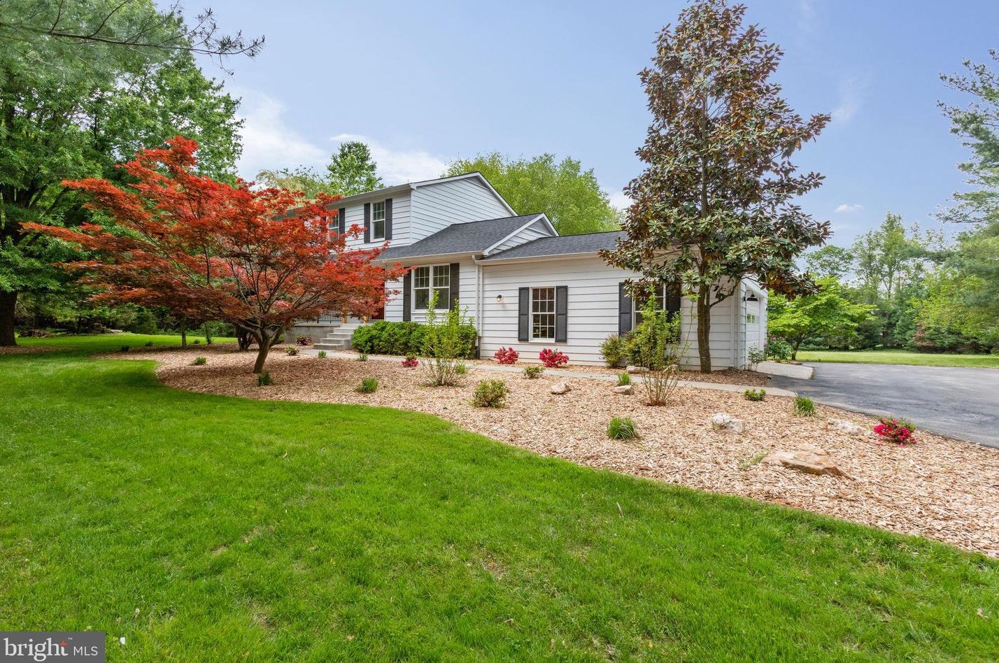 21904 Foxlair Rd, Gaithersburg, MD 20882-1305
