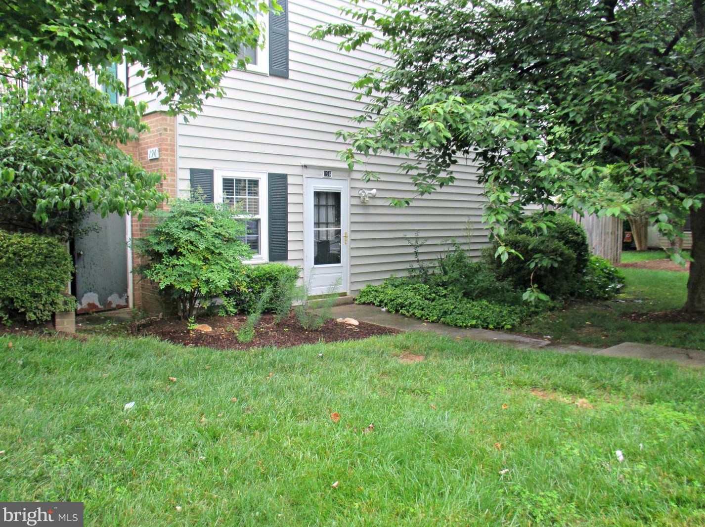 196 Crossbow Ln #241, Gaithersburg, MD