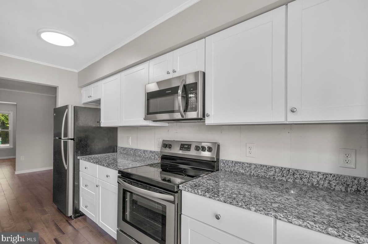108 Middle Point Ct, Gaithersburg, MD 20877
