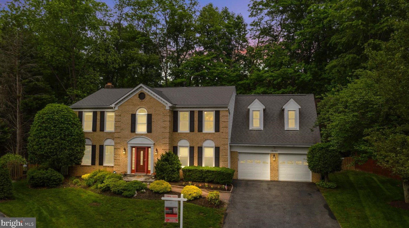 12201 Galesville Dr, Gaithersburg, MD 20878-2073