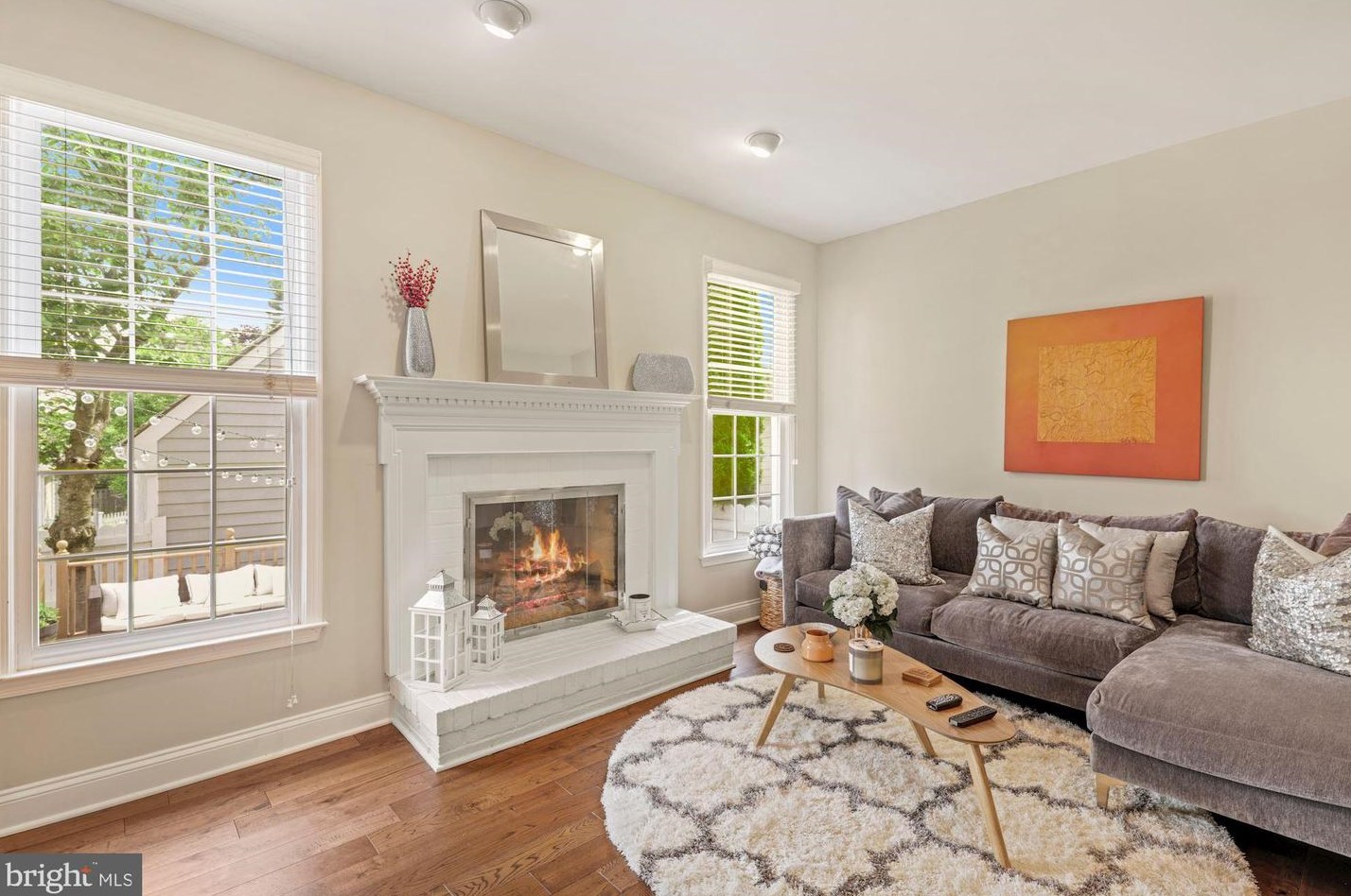 349 Chestertown St, Gaithersburg MD  20878-5687 exterior