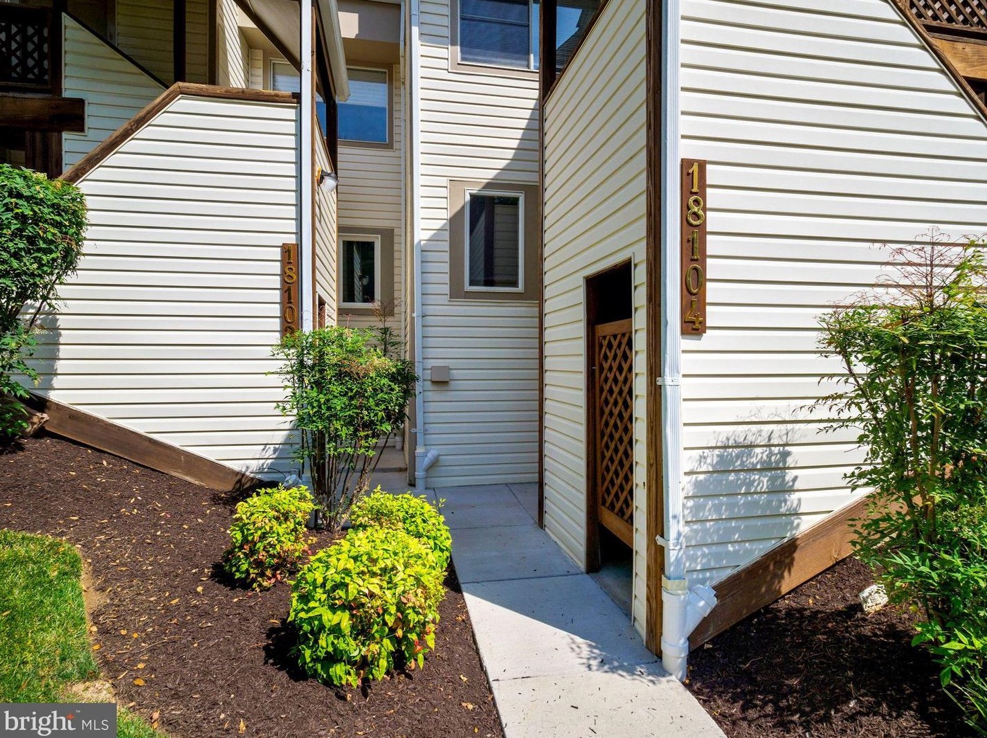 18104 Windsor Hill Dr, Olney, MD 20832-1467