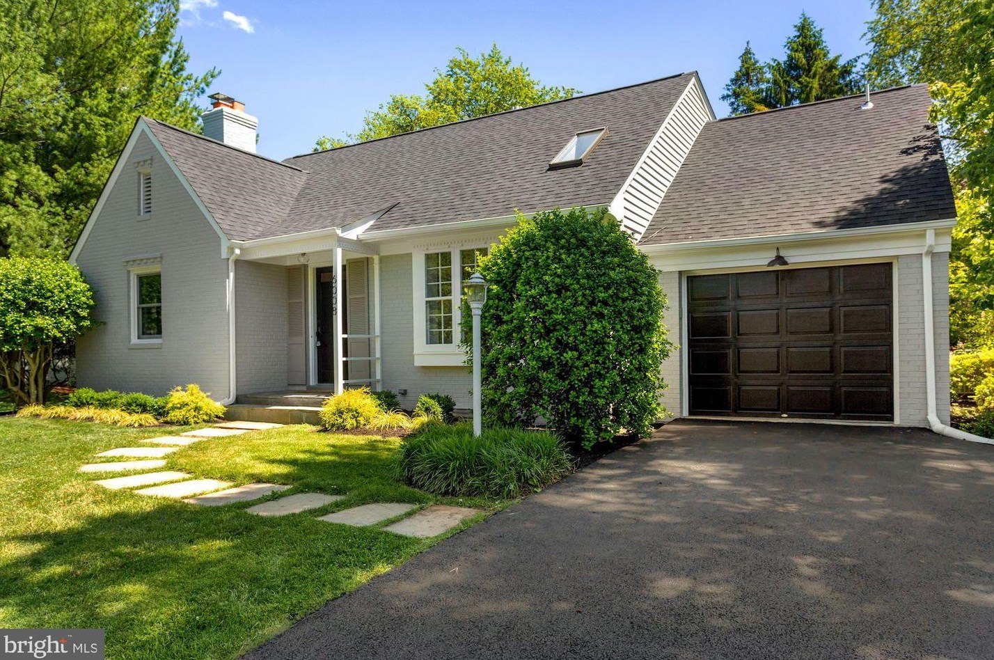 6008 Kirby Rd, Bethesda, MD 20817-6248