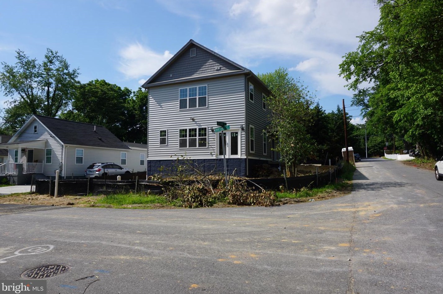 208 Bryan Ave, Gaithersburg MD  20877-3611 exterior
