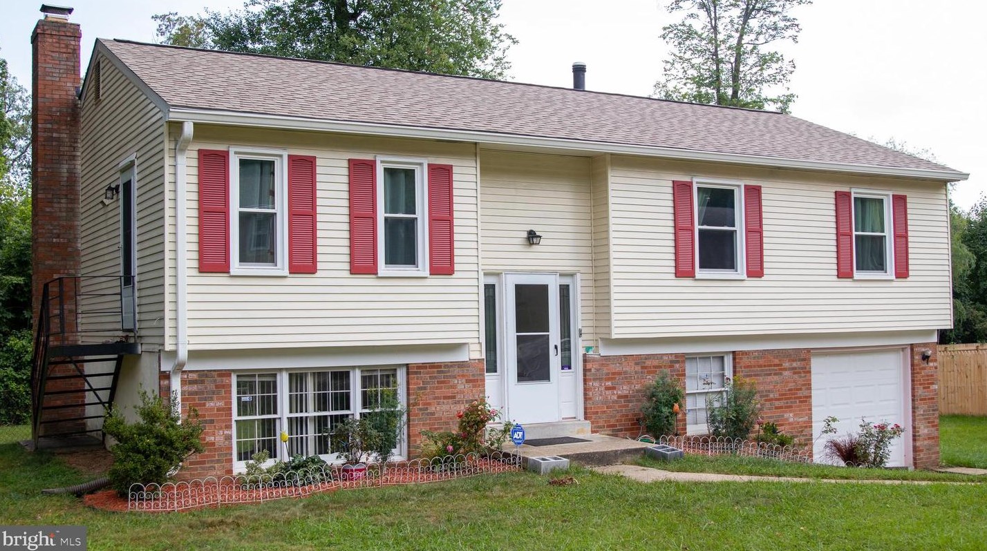 9913 Marguerita Ave, Glenn Dale, MD 20769-9274