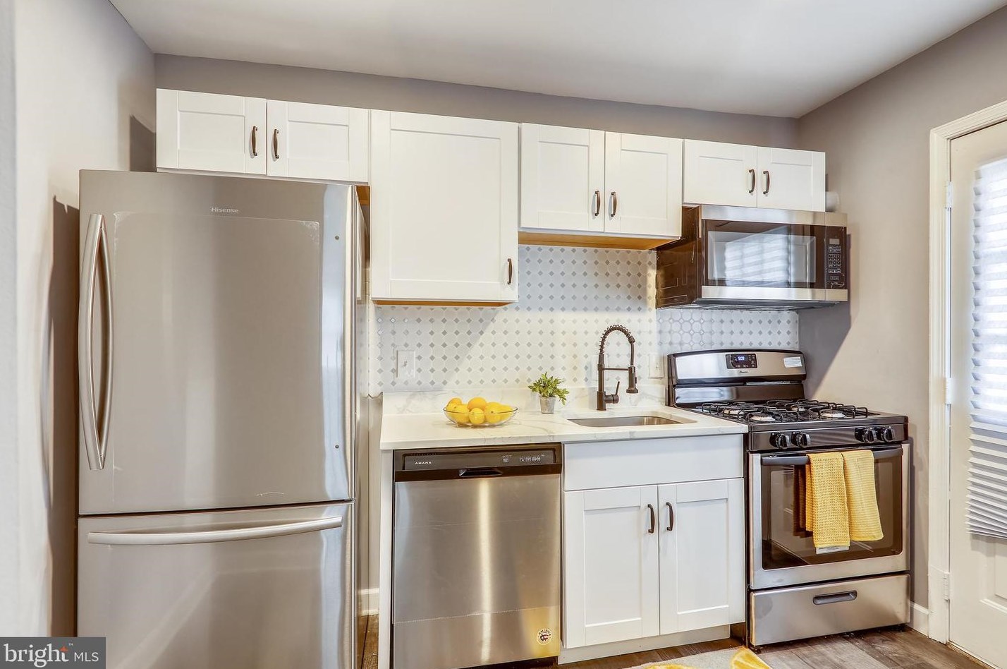 4900 Emo St, Capitol Heights MD  20743-2835 exterior