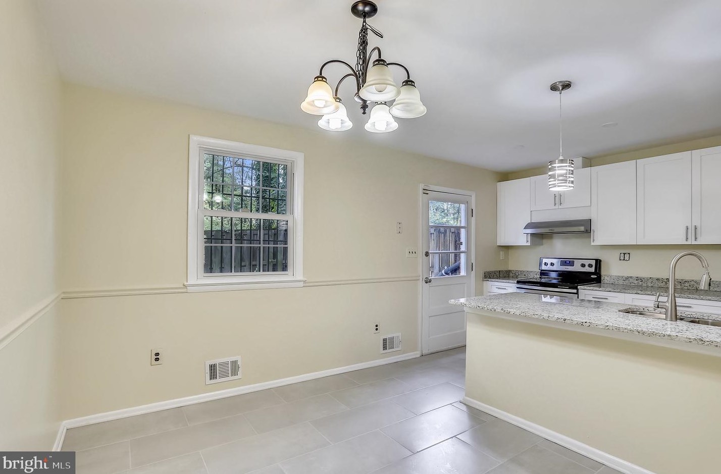 5119 Clacton Ave, Suitland, MD 20746-3829