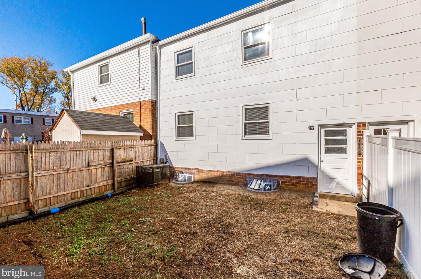 7403 Drumlea Rd, Capitol Heights MD 20743-3423 exterior