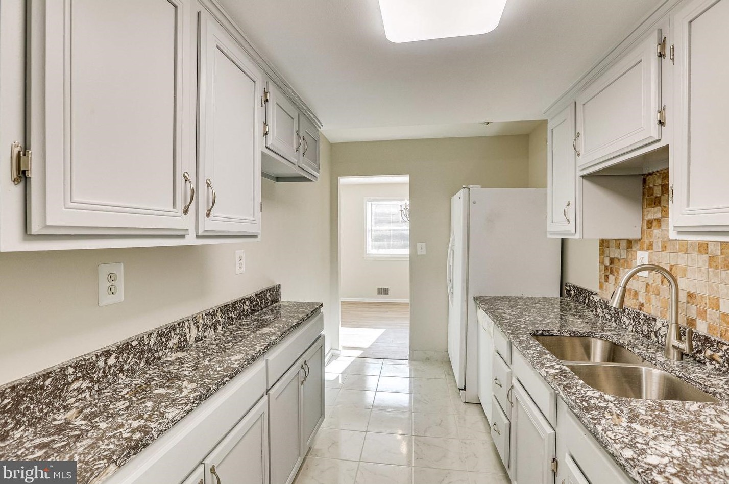 7403 Drumlea Rd, Capitol Heights MD 20743-3423 exterior