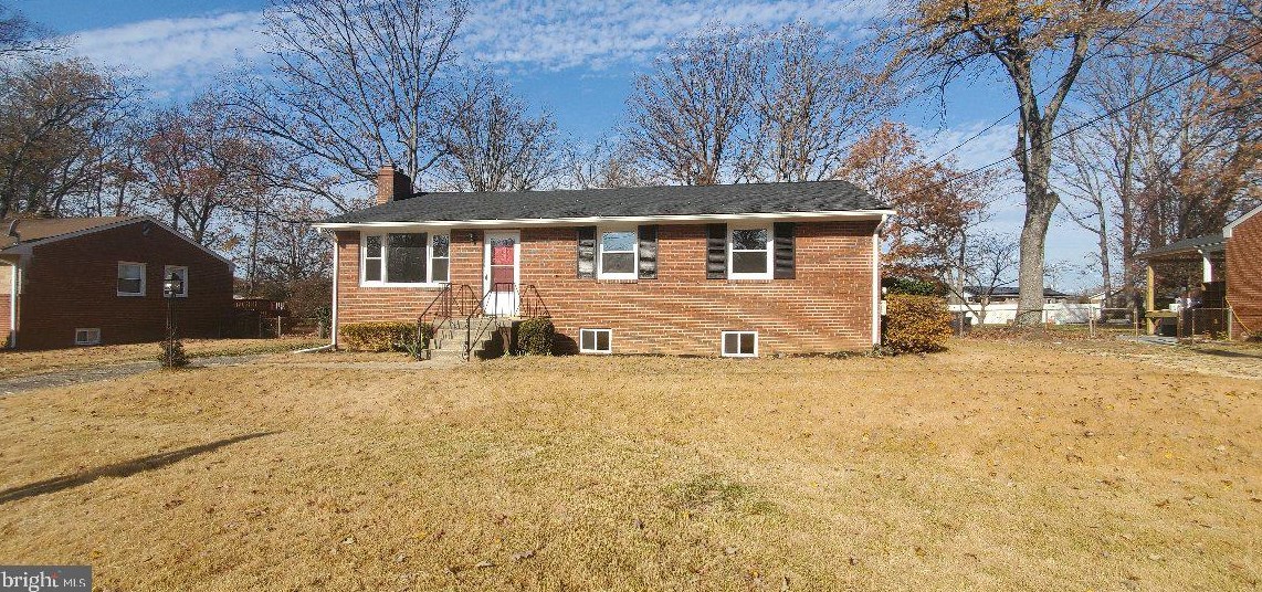 5706 Spruce Dr, Clinton MD  20735-1454 exterior