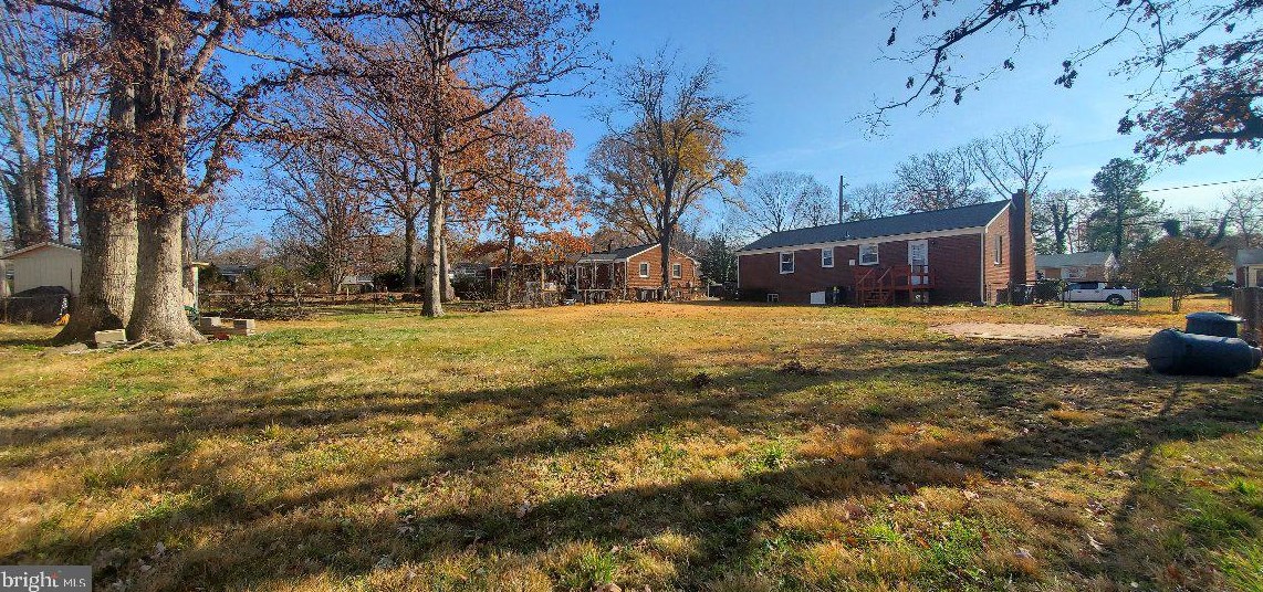 5706 Spruce Dr, Clinton MD  20735-1454 exterior