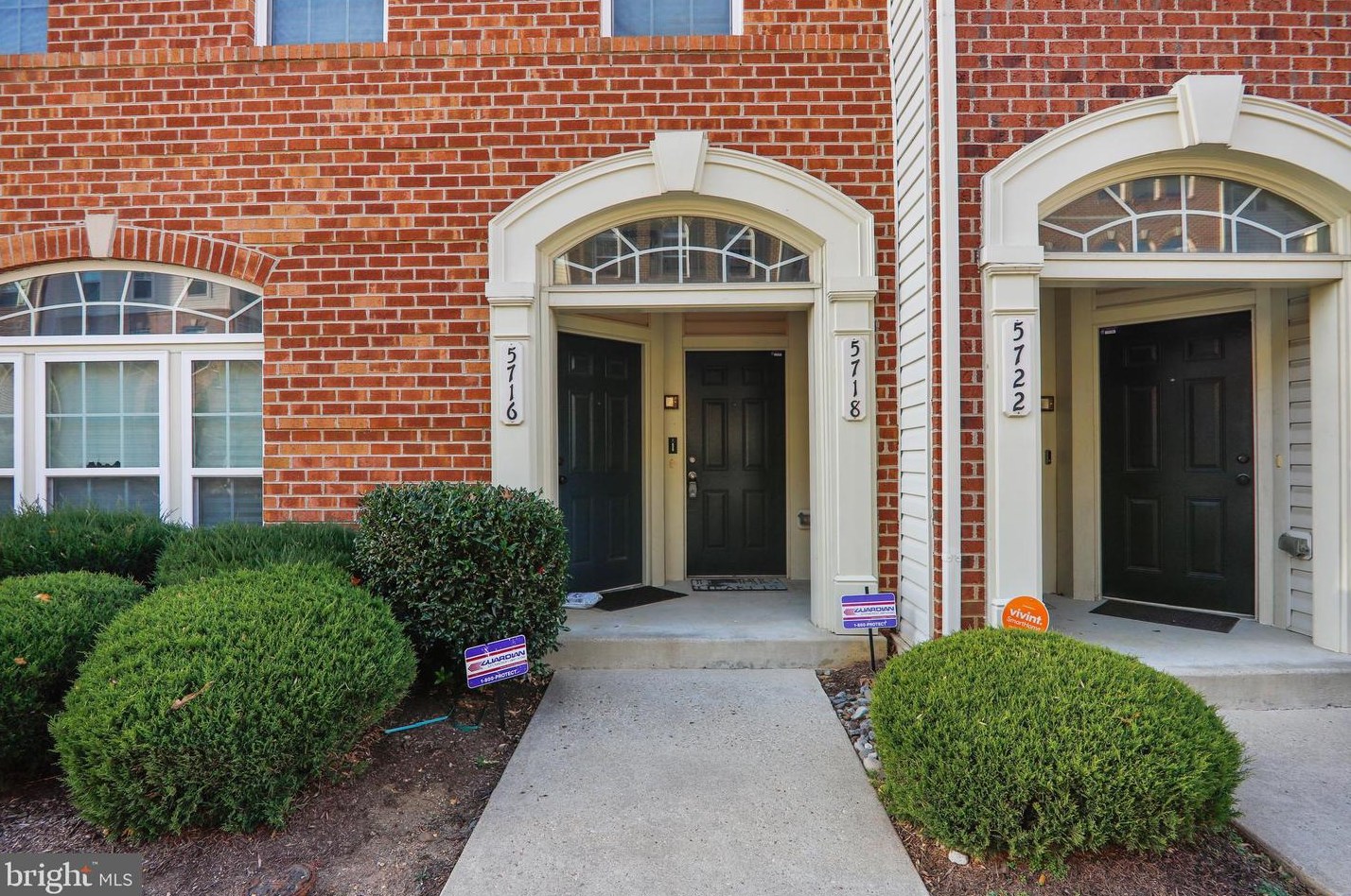 5718 Virginia Ln, Oxon Hill, MD 20745-3574