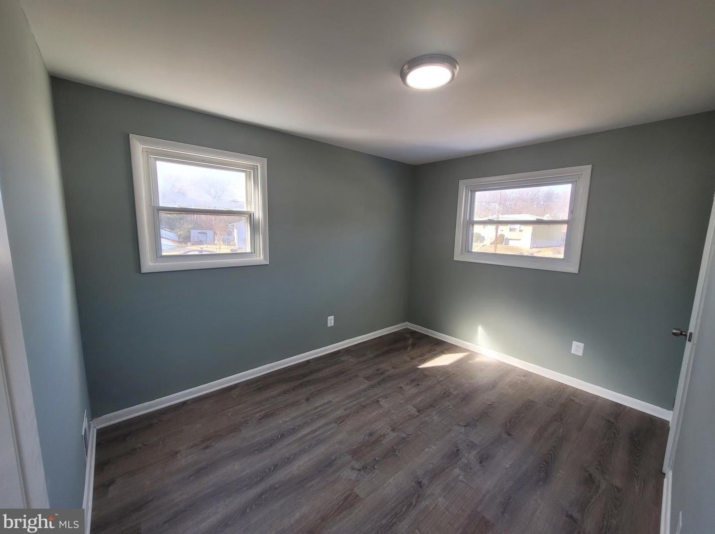 5507 Helmont Dr, Oxon Hill MD  20745-3230 exterior
