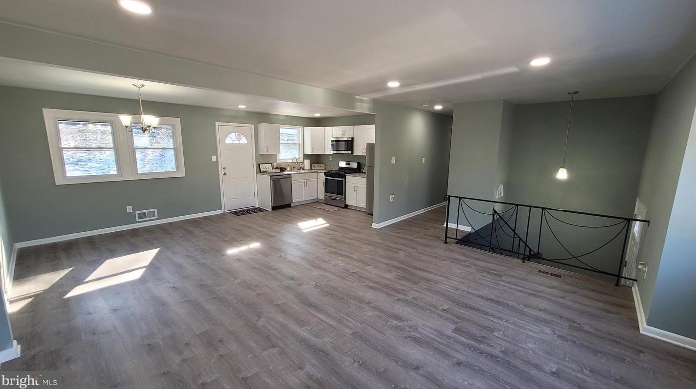 5507 Helmont Dr, Oxon Hill MD  20745-3230 exterior