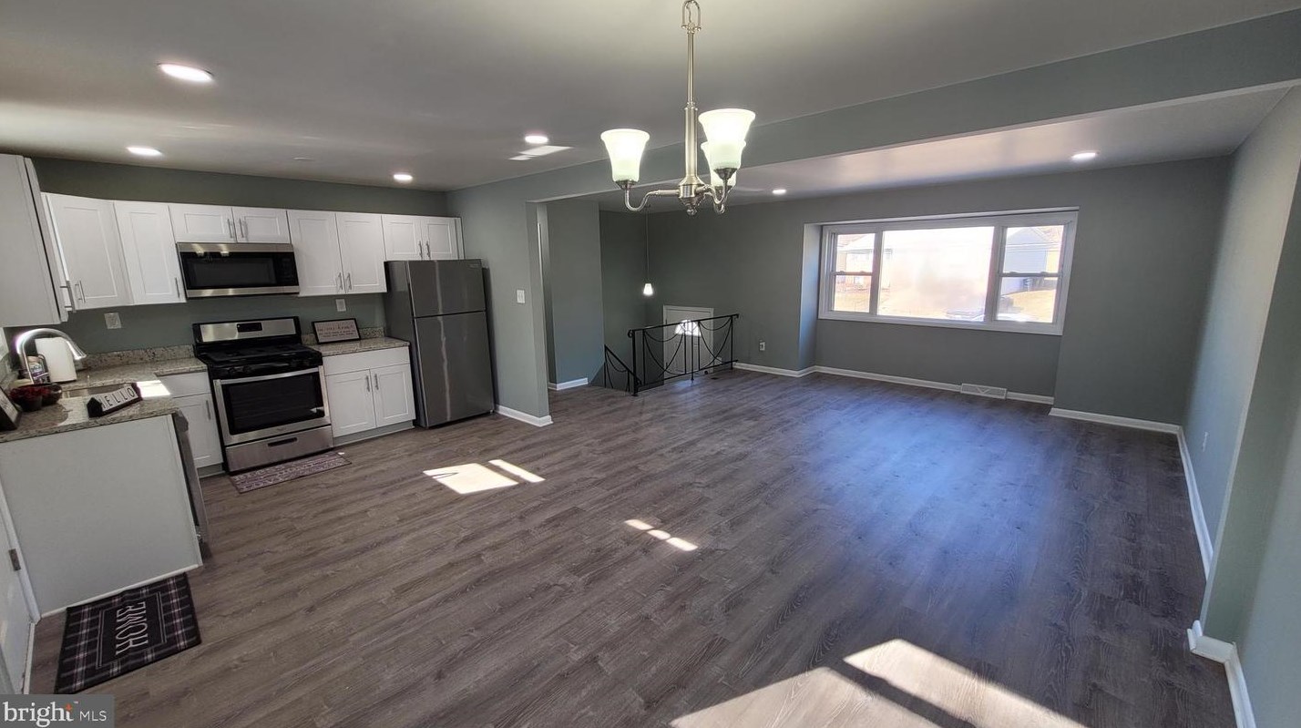 5507 Helmont Dr, Oxon Hill MD  20745-3230 exterior