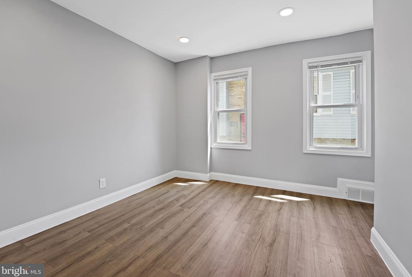 411 Dateleaf Ave, Capitol Heights MD  20743-2527 exterior