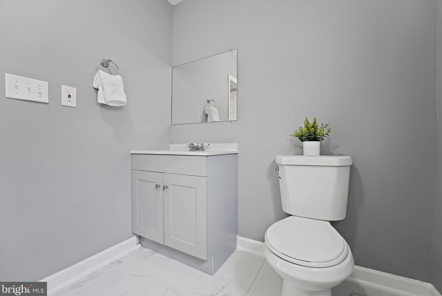 411 Dateleaf Ave, Capitol Heights MD  20743-2527 exterior