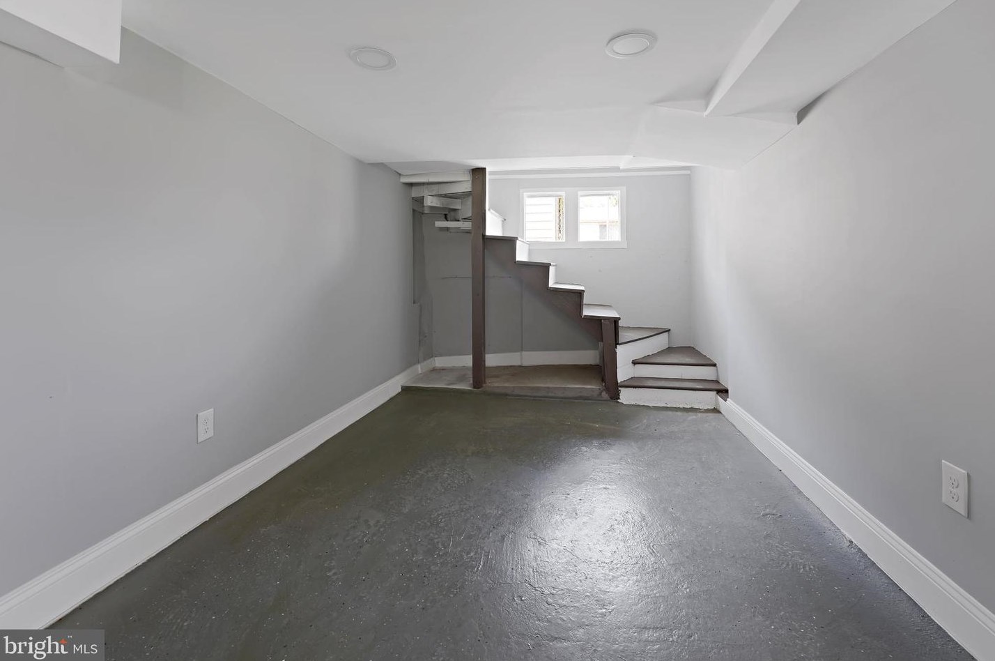 411 Dateleaf Ave, Capitol Heights MD  20743-2527 exterior