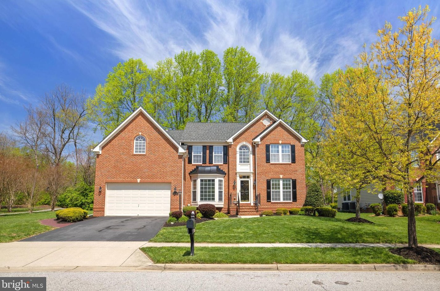 12216 James Madison Ln, Glenn Dale, MD 20769-9171