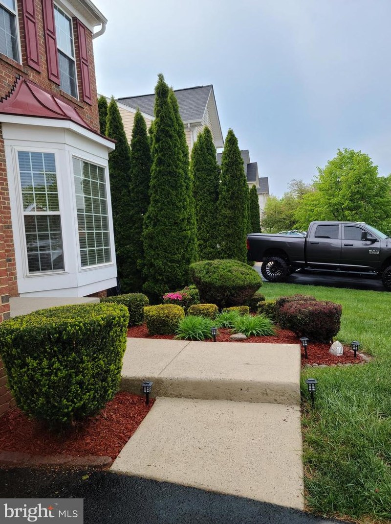 8025 Grayden Ln, Brandywine, MD 20613-5745