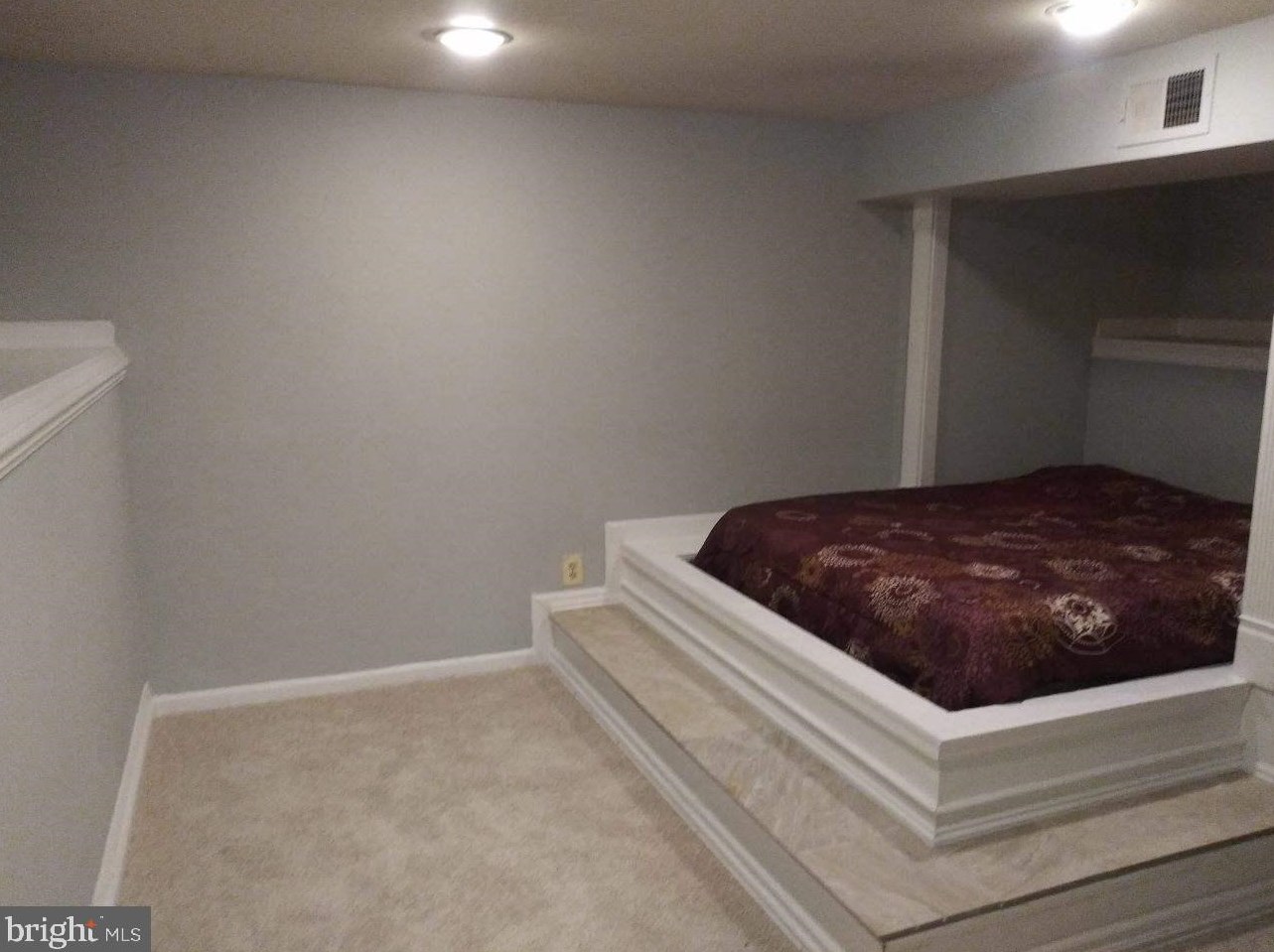 5526 Helmont Dr, Oxon Hill MD  20745-3229 exterior