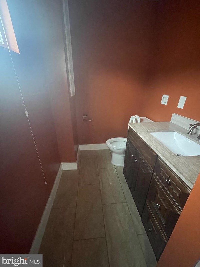 308 Cedarleaf Ave, Capitol Heights MD 20743-6004 exterior