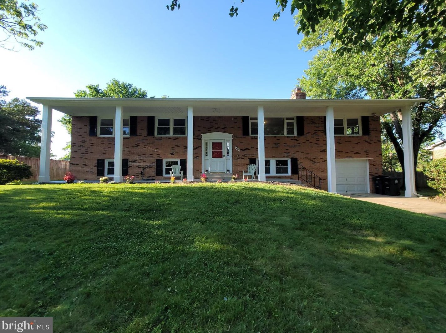 404 Dias Dr, Fort Washington, MD 20744-5114