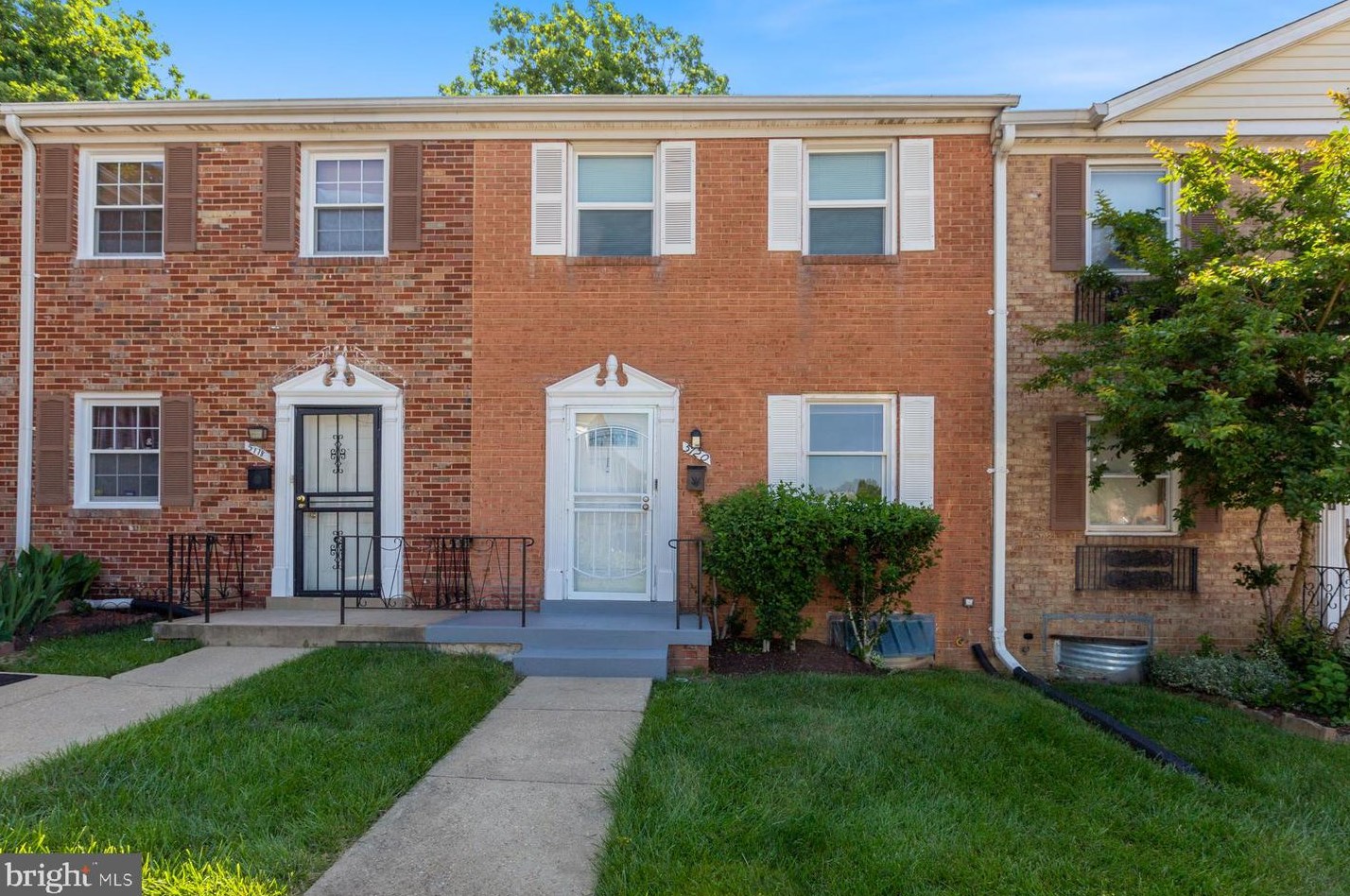 5120 Clacton Ave, Suitland, MD 20746-3828