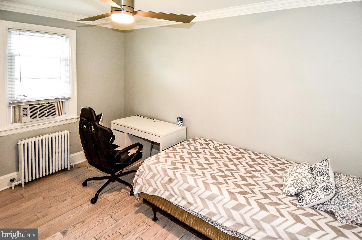 4718 Gunther St, Capitol Heights MD  20743-3925 exterior