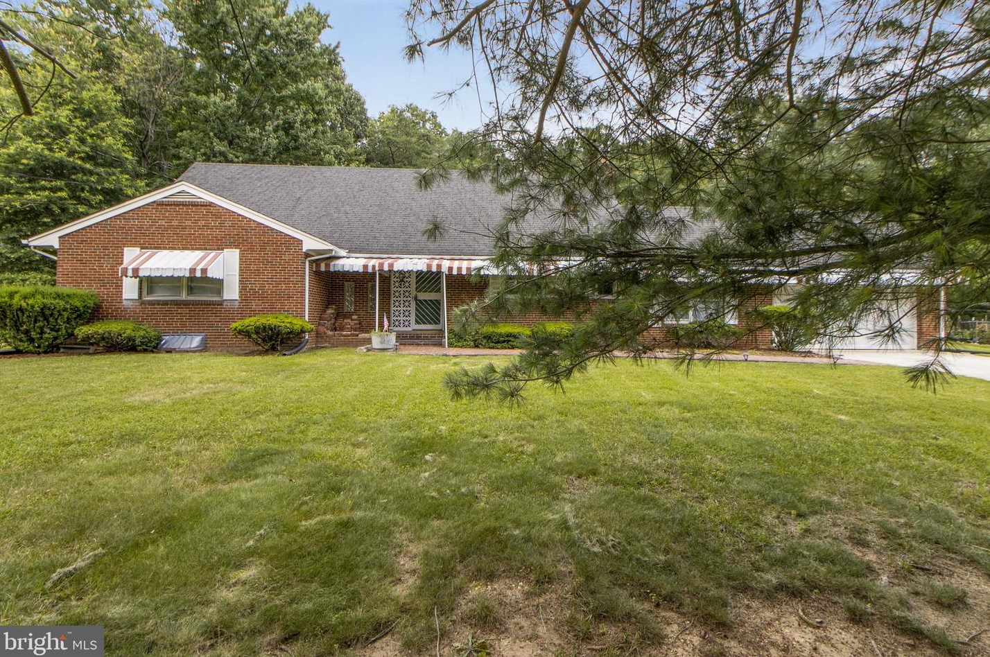 5116 Woodland Blvd, Oxon Hill, MD 20745