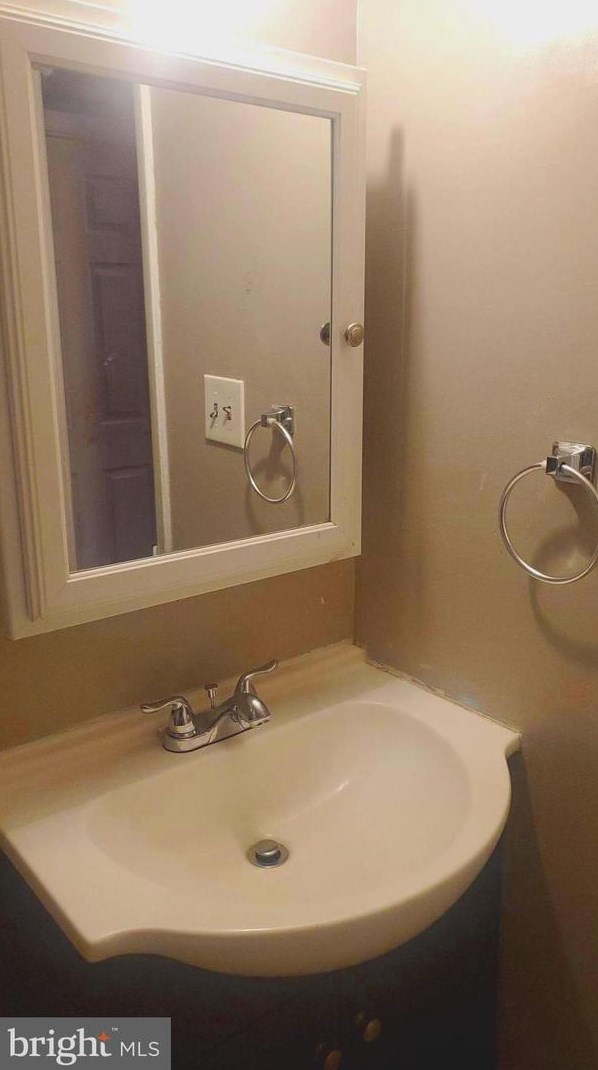 923 Clovis Ave, Capitol Heights MD 20743-3943 exterior