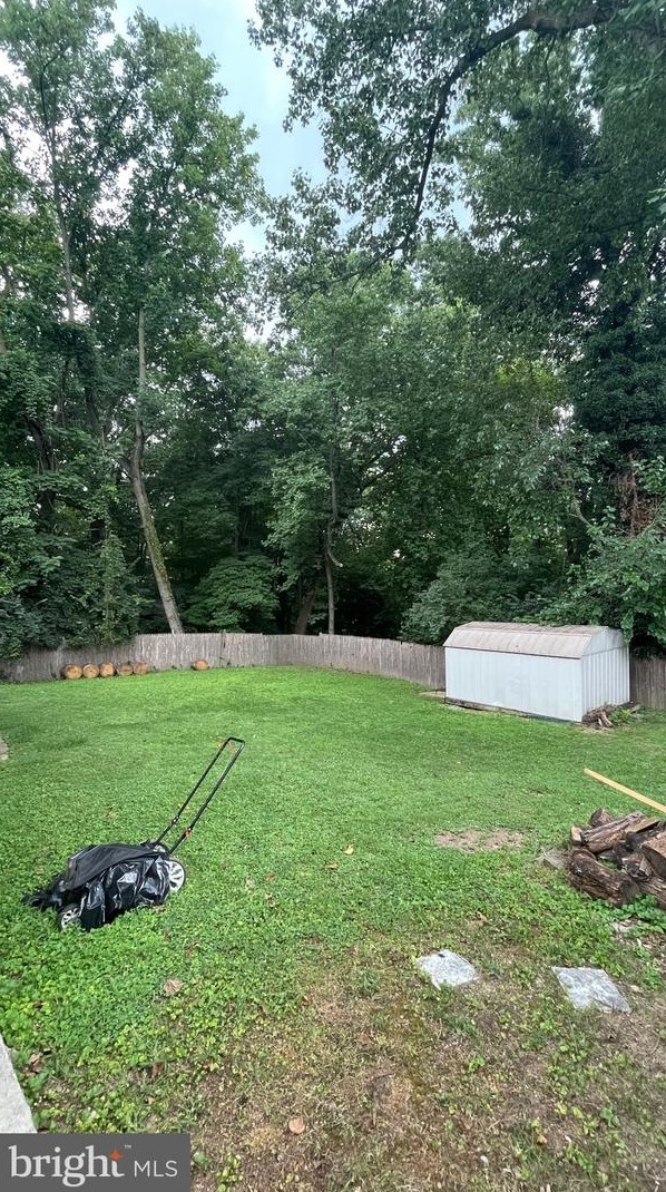 5100 Heath St, Capitol Heights MD  20743-4037 exterior