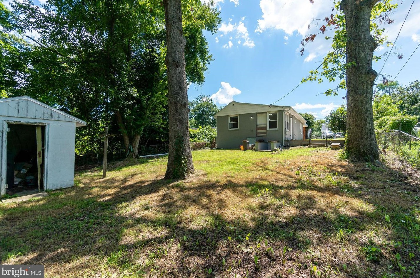 1511 Rollins Ave, Capitol Heights MD 20743-3104 exterior