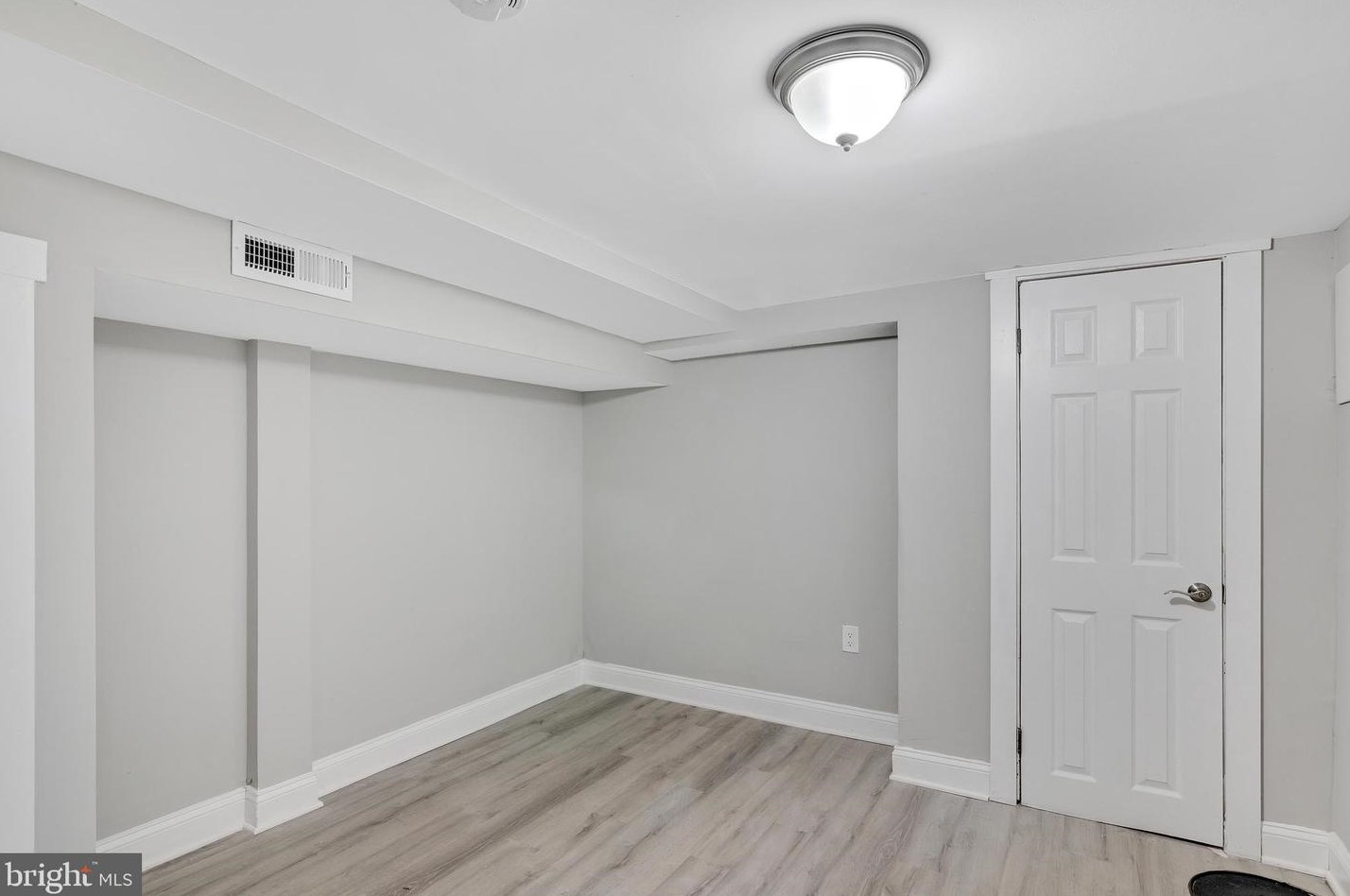 429 Clovis Ave, Capitol Heights MD  20743-2850 exterior