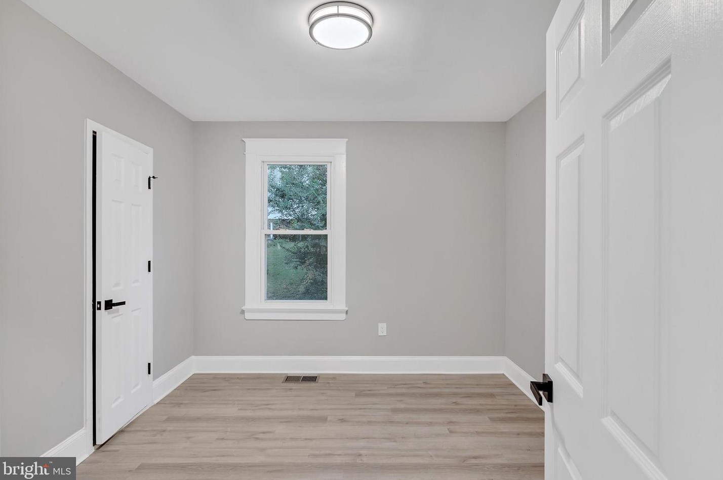 429 Clovis Ave, Capitol Heights MD  20743-2850 exterior