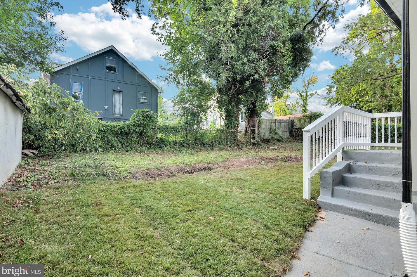 429 Clovis Ave, Capitol Heights MD  20743-2850 exterior