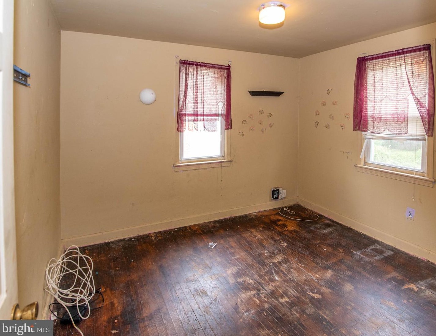 5120 Doppler St, Capitol Heights MD 20743-2869 exterior