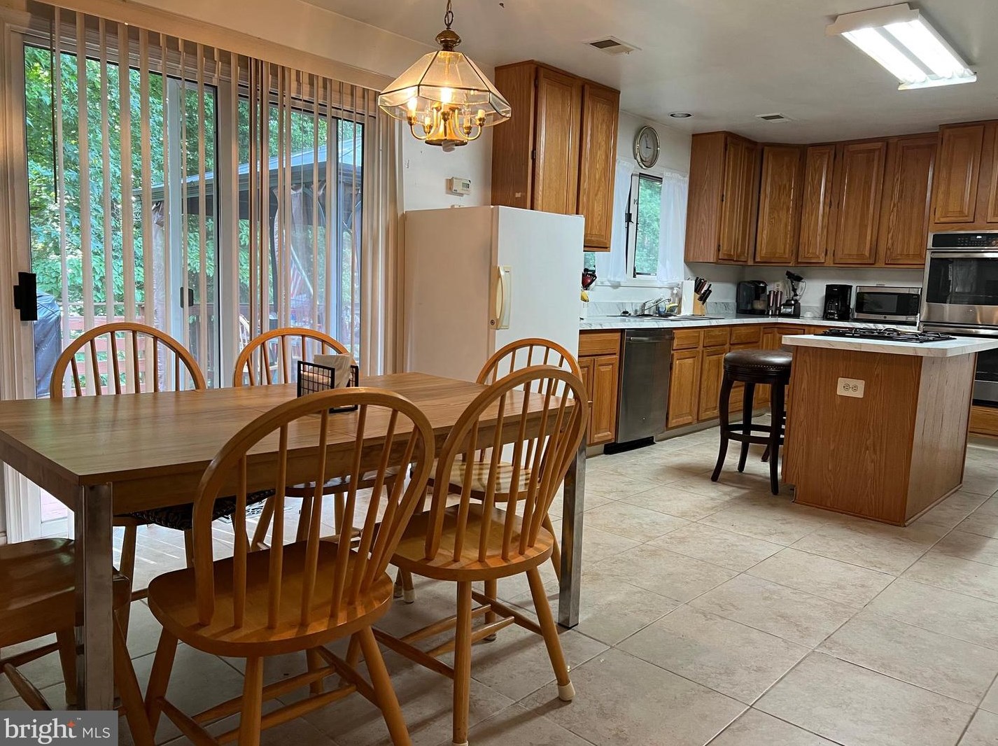 5202 Janesdale Ct, Glenn Dale, MD 20769-2307