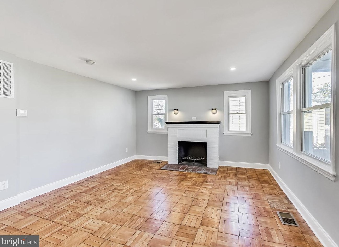 416 Dateleaf Ave, Capitol Heights MD 20743-6005 exterior