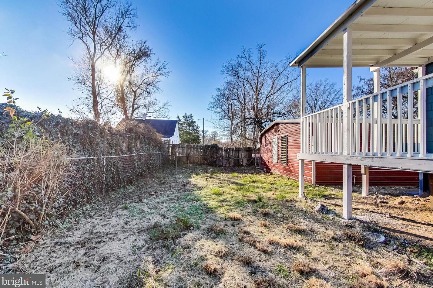 416 Dateleaf Ave, Capitol Heights MD 20743-6005 exterior