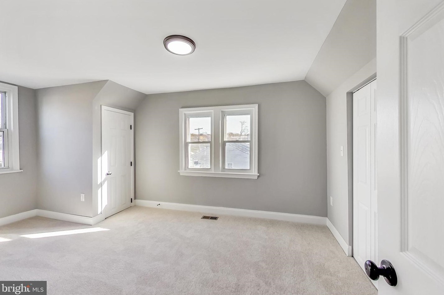 416 Dateleaf Ave, Capitol Heights MD 20743-6005 exterior