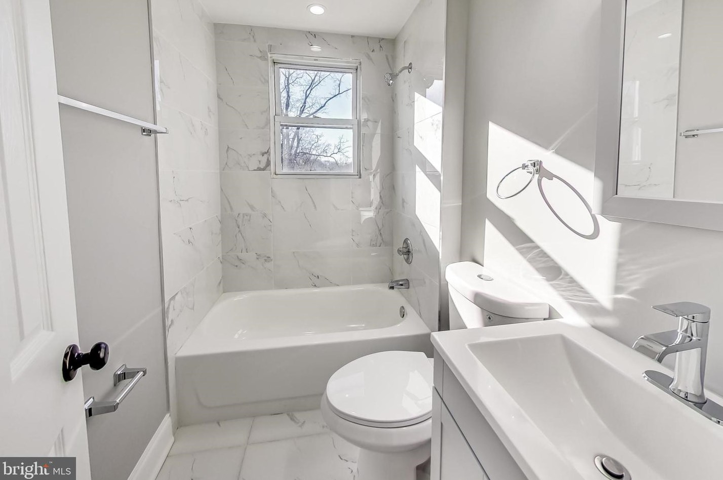 416 Dateleaf Ave, Capitol Heights MD 20743-6005 exterior