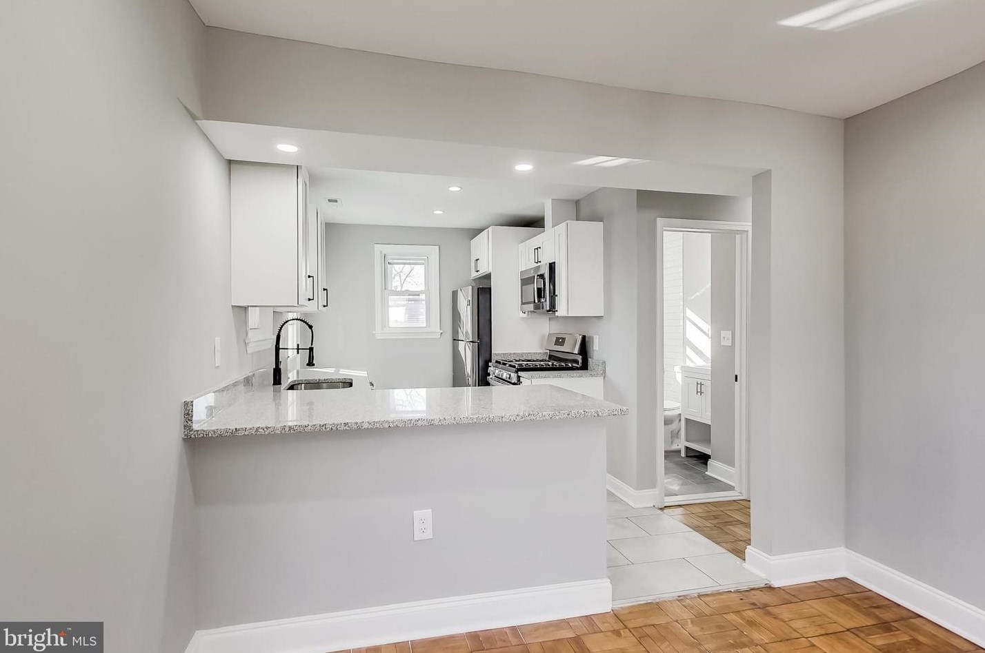 416 Dateleaf Ave, Capitol Heights MD 20743-6005 exterior