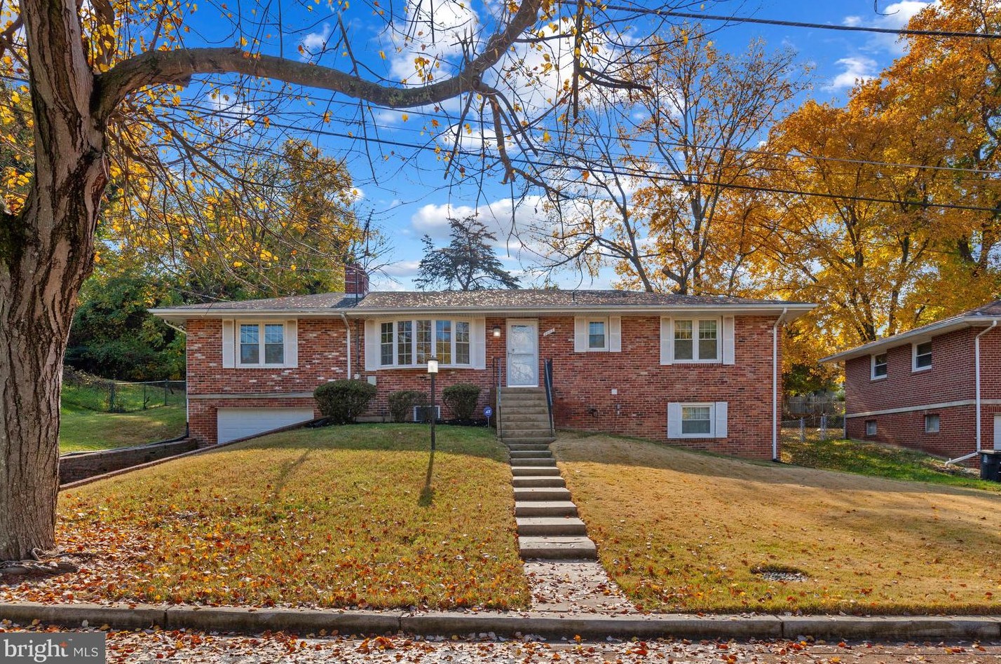 2003 Kirklin Dr, Oxon Hill, MD 20745
