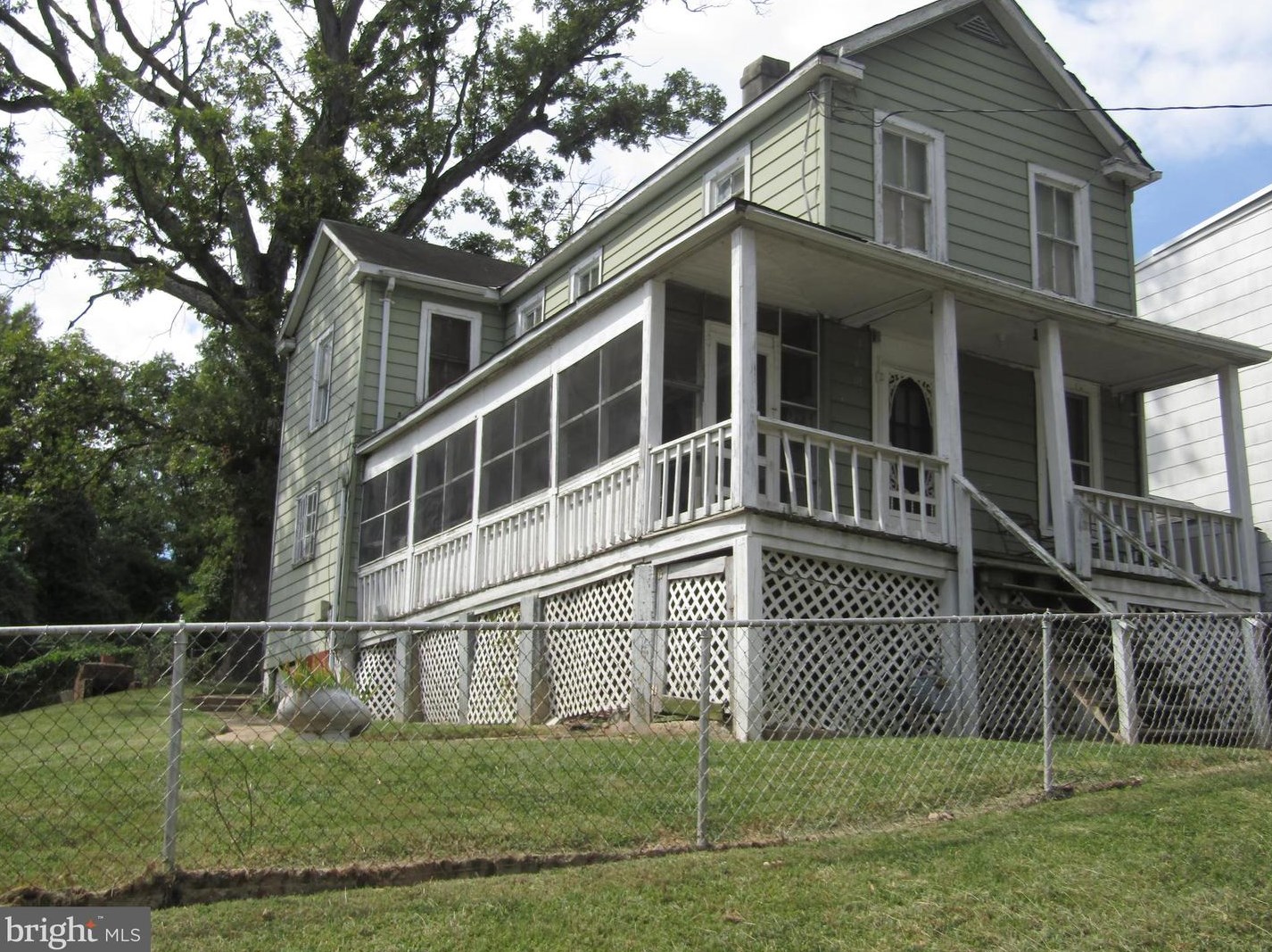 516 67th Pl, Capitol Heights, MD 20743-2134