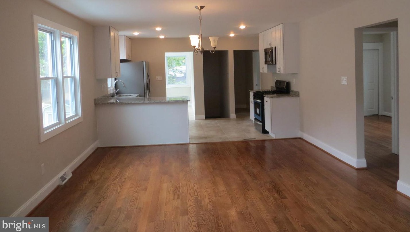 429 Balboa Ave, Capitol Heights, MD 20743-2847