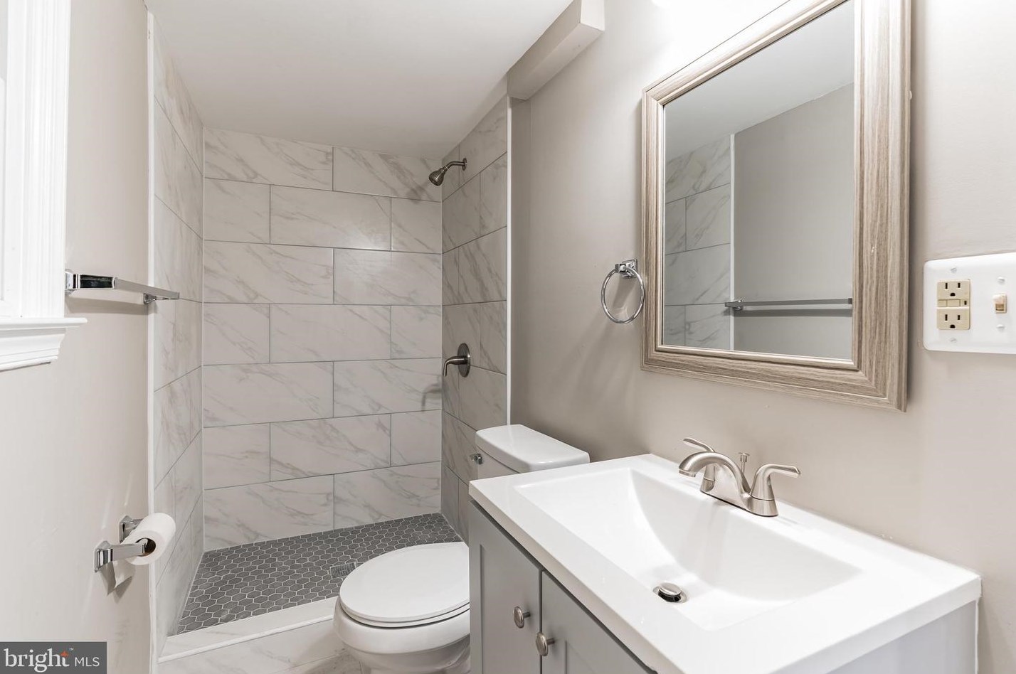 11720 Butlers Br Rd, Clinton MD 20735-4112 exterior