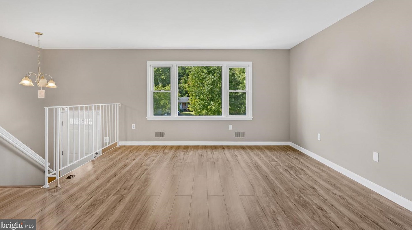 11720 Butlers Br Rd, Clinton MD 20735-4112 exterior